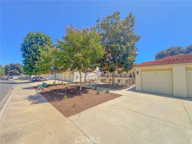 Building Photo - 3327 Bahia Blanca E