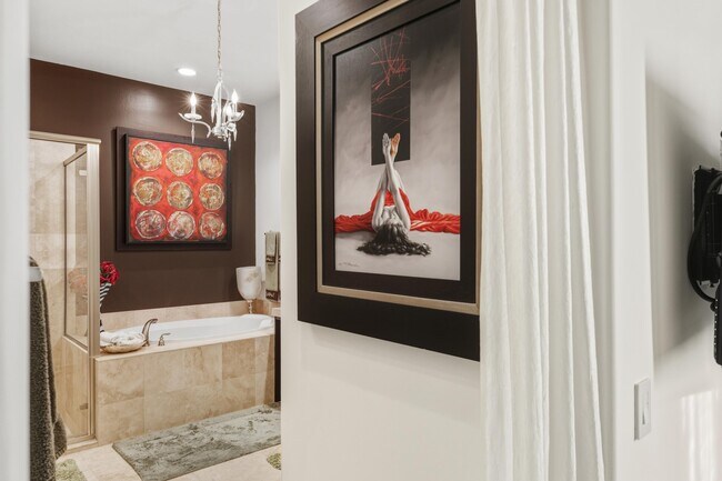 Building Photo - 45737 Club Dr