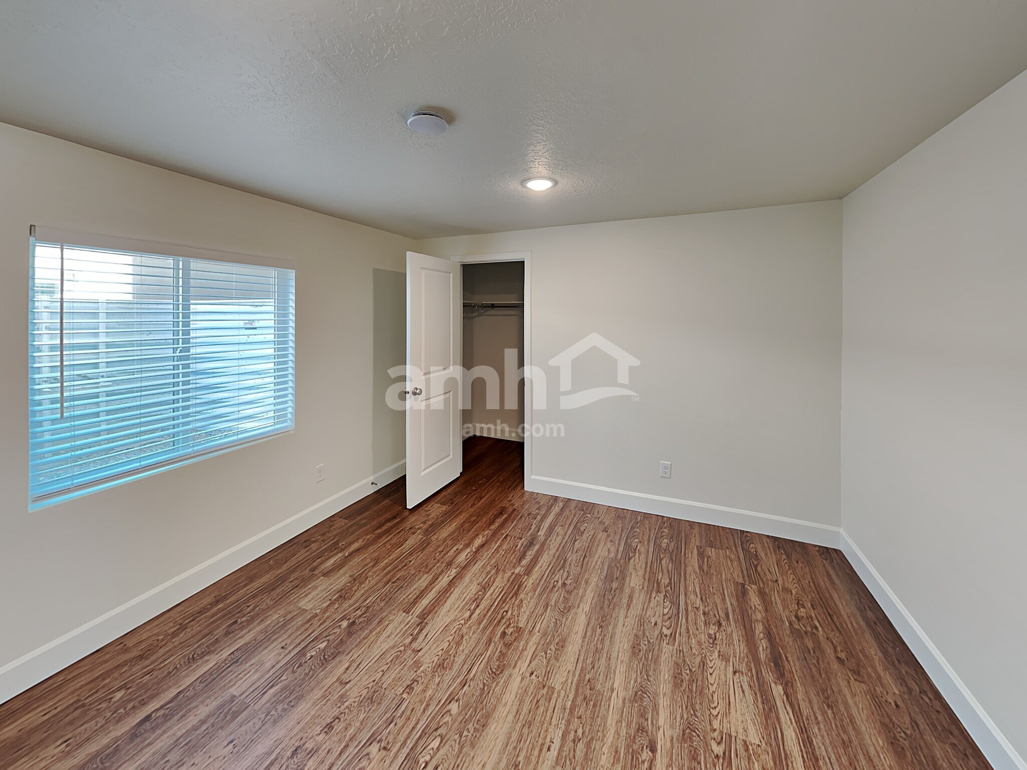 Building Photo - 6062 W Arranmore Dr