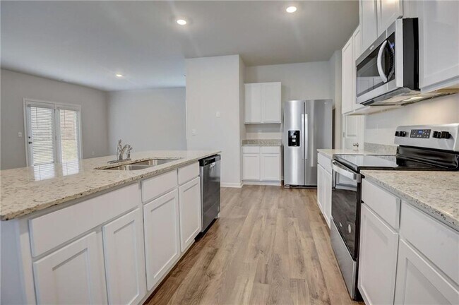 Building Photo - 88 Shadwood Pl