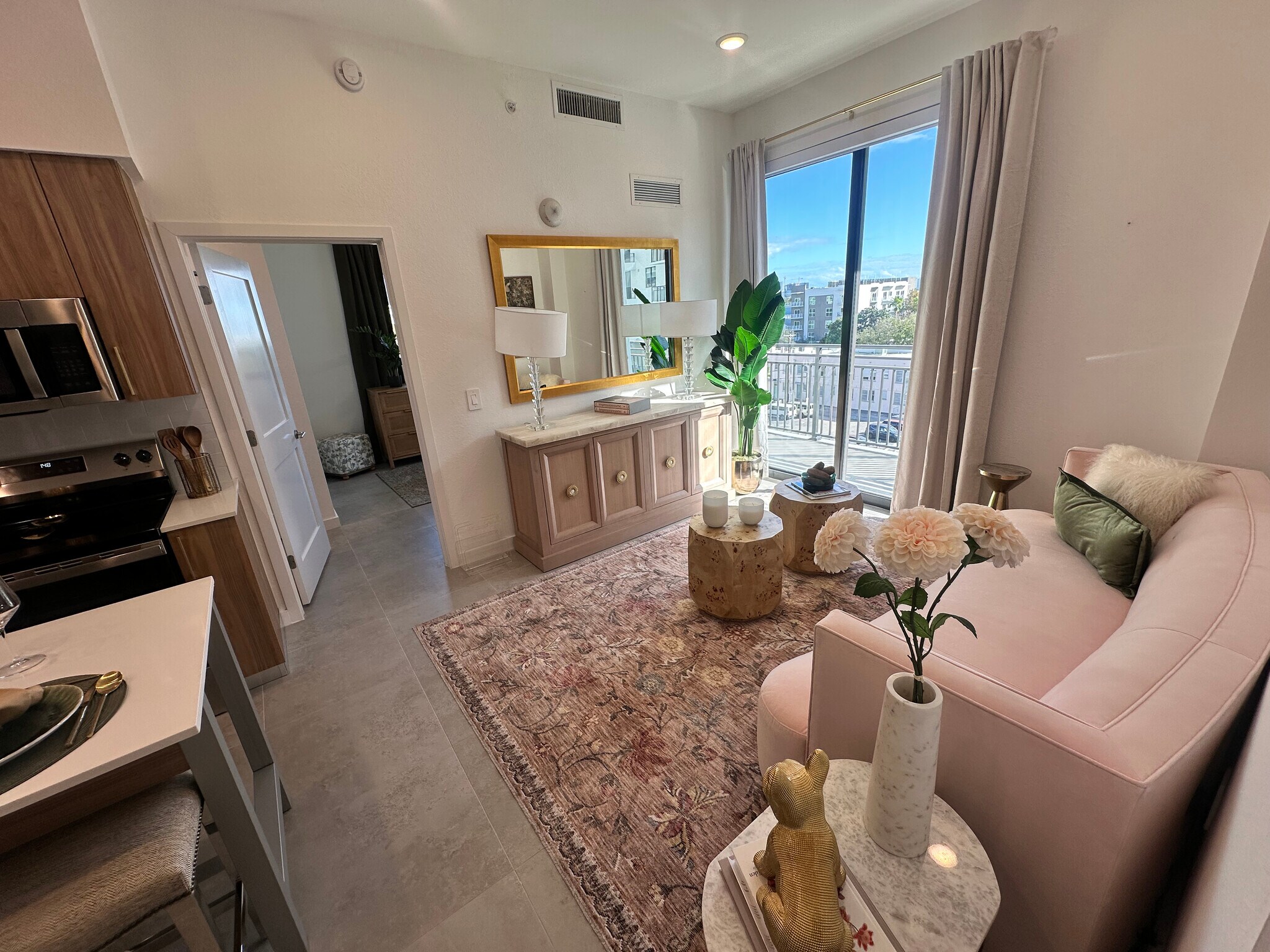 Building Photo - 2029 Monroe St