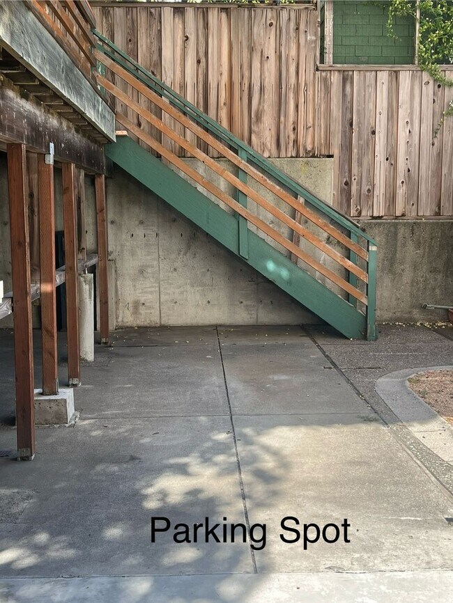 Building Photo - Potrero Hill 1 BR/1BA -  Parking, Laundry,...