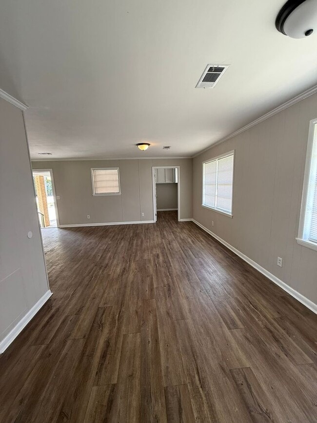 Building Photo - 1507 O'Neal Dr