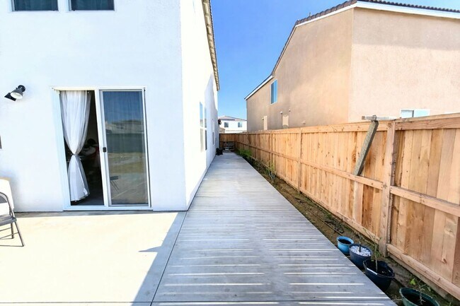 Building Photo - 3125 Riverwood Pk Dr