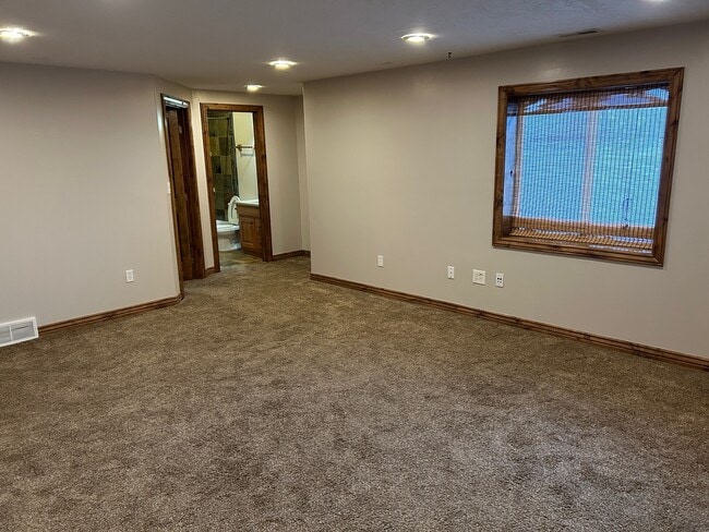 Building Photo - 926 Ibis Way