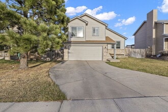 Building Photo - Convenient, Comfortable, and Close to Fort Carson and I-25! – 3BR Tri-Level in Colorado Springs!