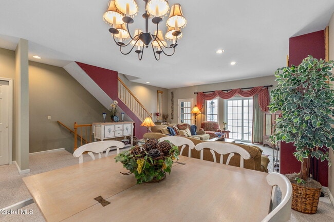 Building Photo - 158 Kaydeross Park Rd