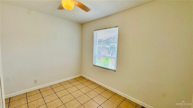 Building Photo - 17 Pablo St