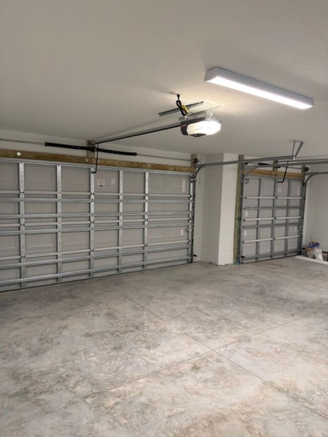 Building Photo - Brand new 4 bedroom home for rent