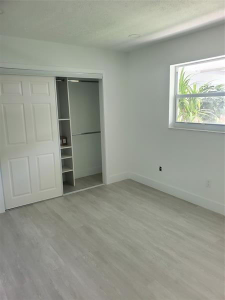 Building Photo - 3941 SW 51st St