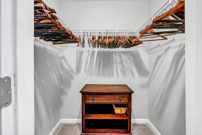 Building Photo - Spacious 2-Bed, 2.5-Bath Townhome in Prime Marietta Location