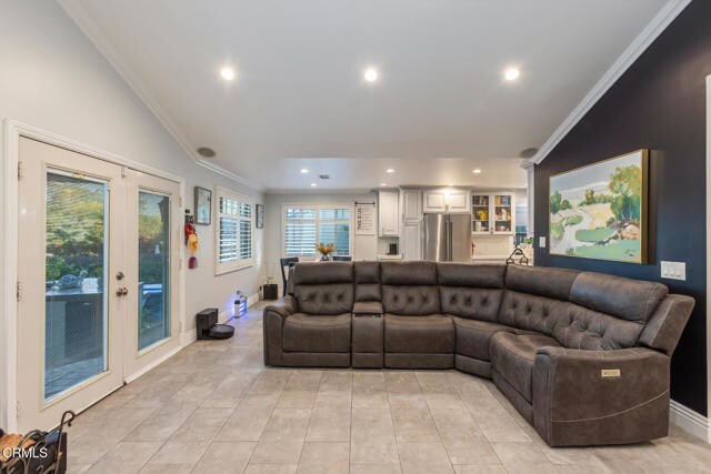 Building Photo - 4816 Indianola Way