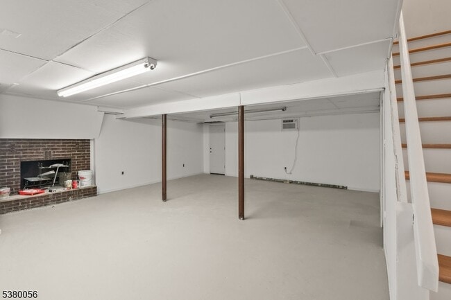 Building Photo - 107 Konner Ave