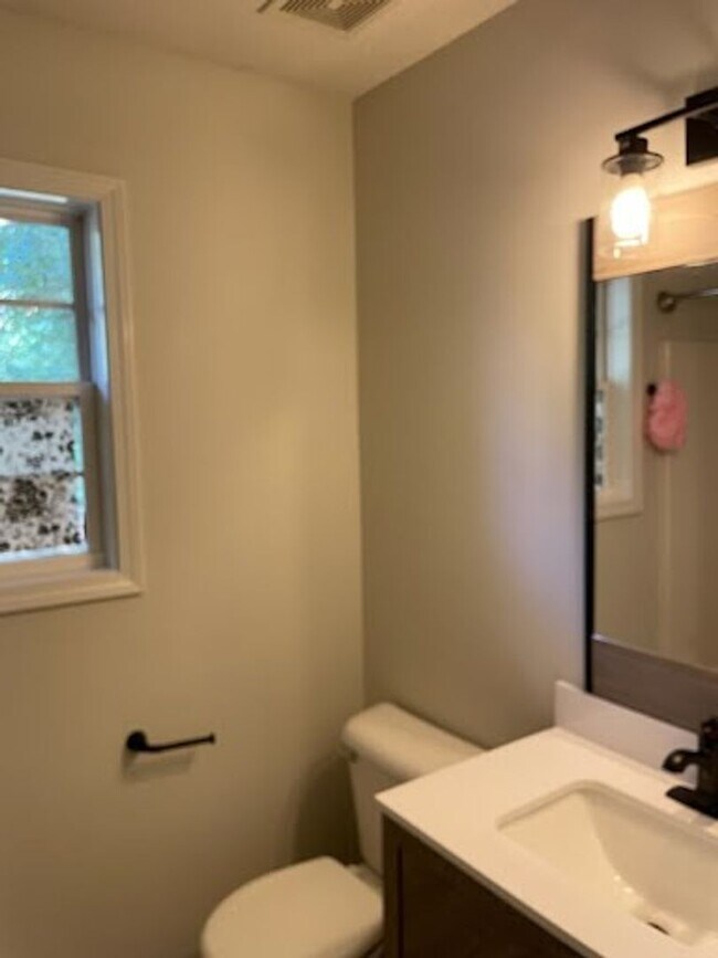 Building Photo - 2492 Rafiki Dr