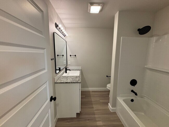 Building Photo - 3 bed/2 bath: Bell Farms AVAILABLE AUGUST!