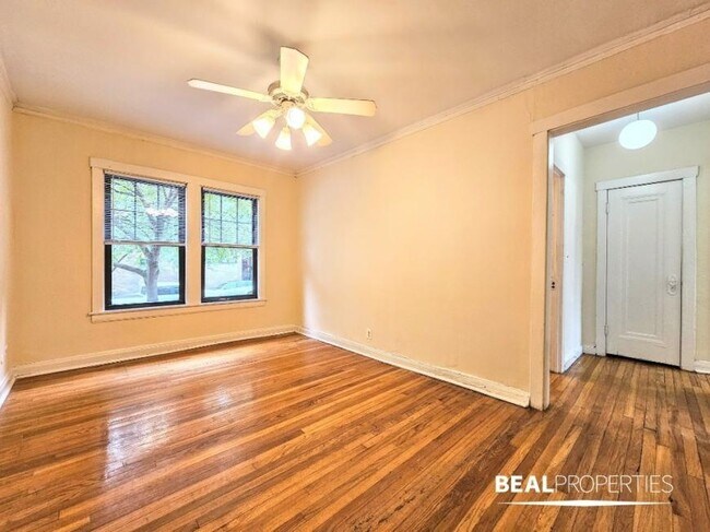 Primary Photo - 1 bedroom in CHICAGO IL 60657