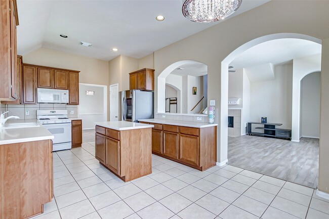 Building Photo - 12619 Colony Hill Ln