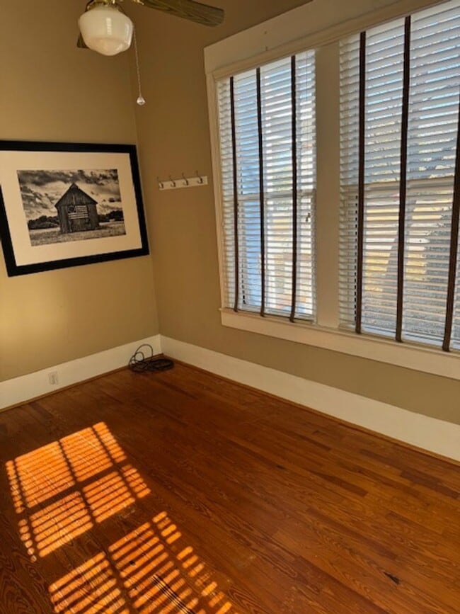 Building Photo - 416 W Montgomery St