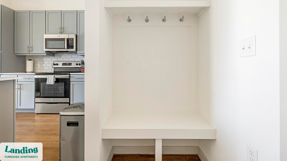Building Photo - 600 Farm to Market 1626