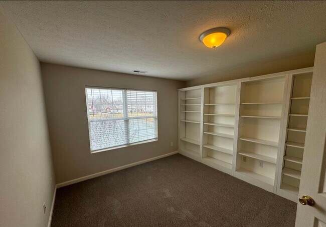 Building Photo - 4088 Weston Pointe Dr