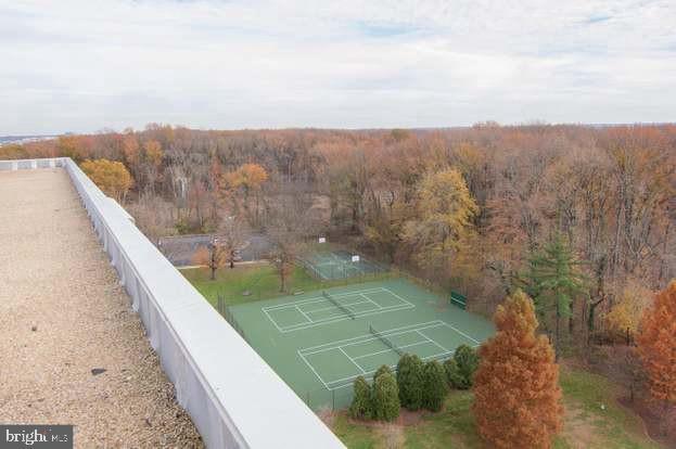Building Photo - 6641 Wakefield Dr