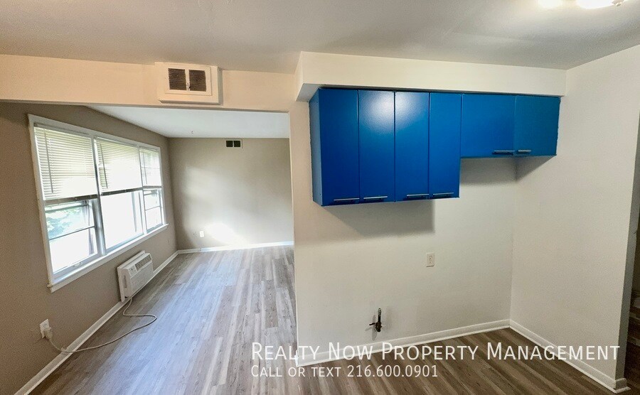 Building Photo - 2817 Noble Rd