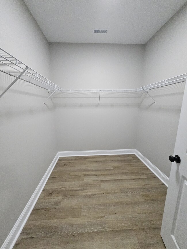 Building Photo - 1045 Oberry Rd