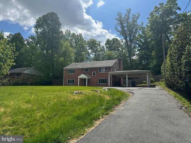 Building Photo - 7815 Rebel Dr