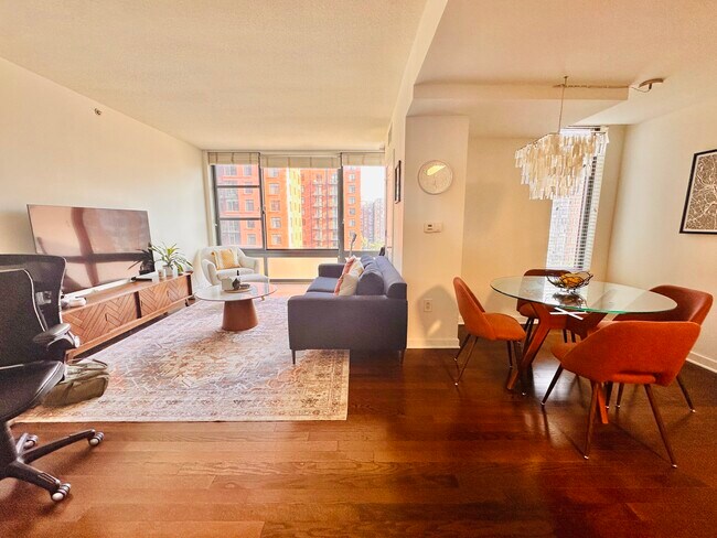 Building Photo - 475 K St NW