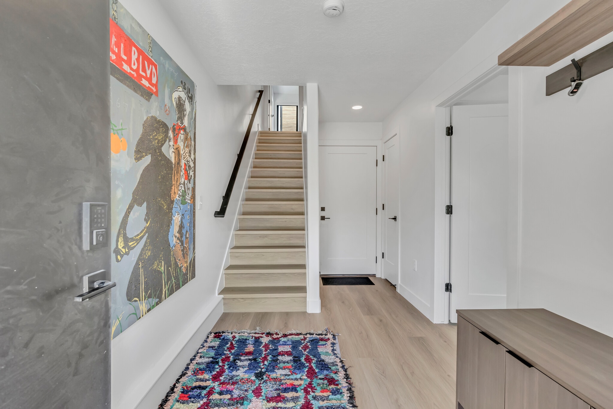 Building Photo - 833 S 800 E
