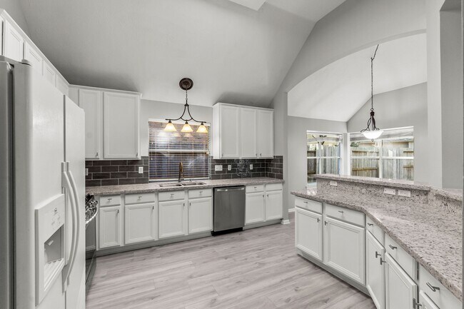 Building Photo - 155 N Wimberly Way