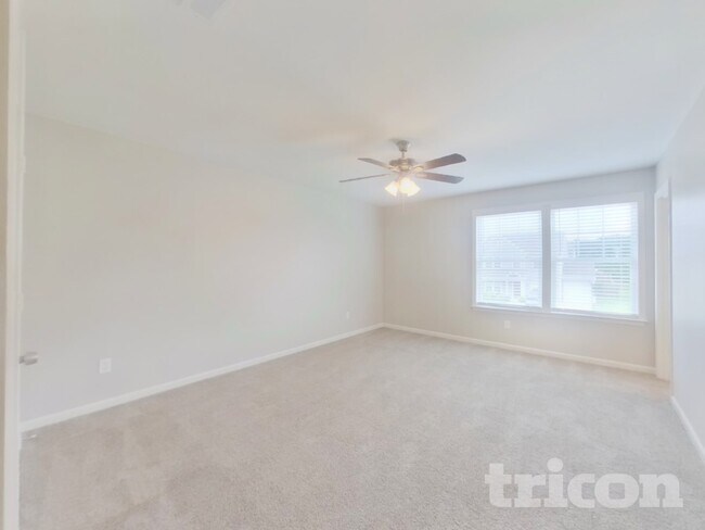 Building Photo - 149 Hidden Lakes Rd