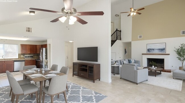 Building Photo - 12730 Palm Desert Ln