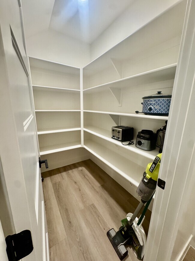 Building Photo - 4160 S Crimson Trails Dr