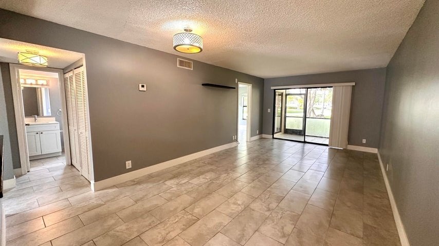 Building Photo - 3119 Millwood Terrace