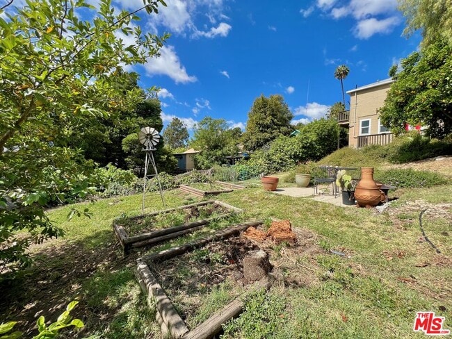 Building Photo - 1922 Preston Ave