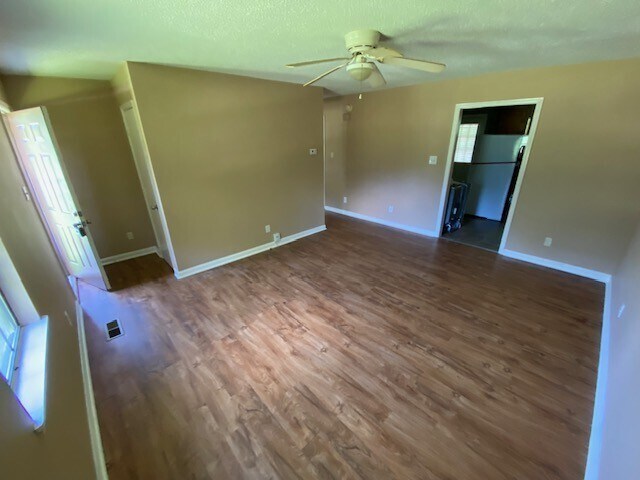 Building Photo - 2596 Ragsdale Rd