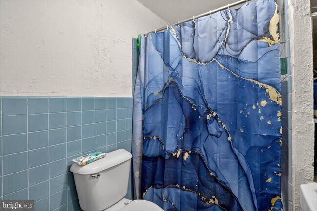 Building Photo - 916 Pine St