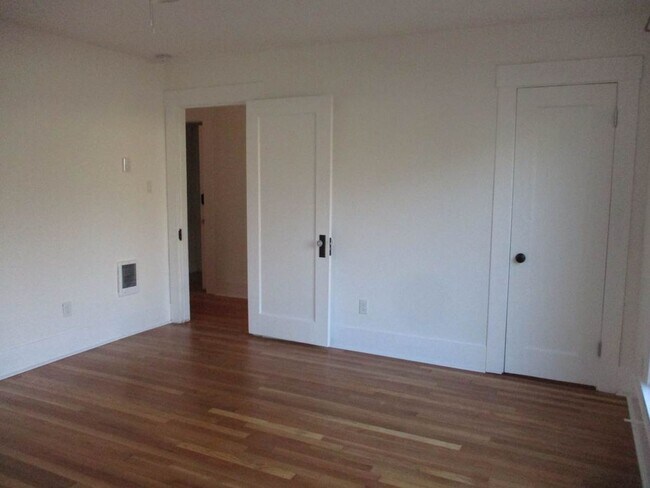 Building Photo - 505 N L St