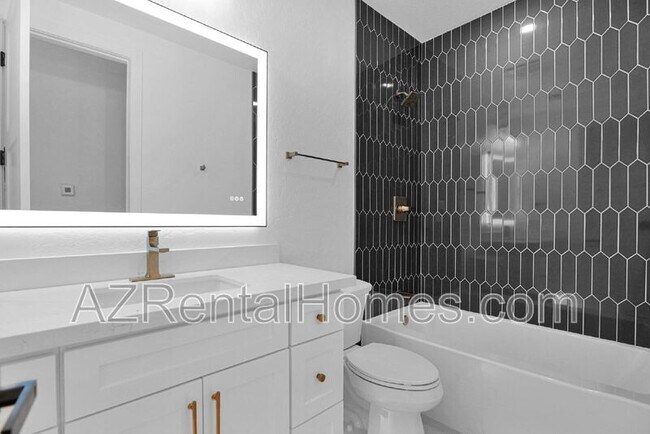 Building Photo - 10431 E Morning Star Dr