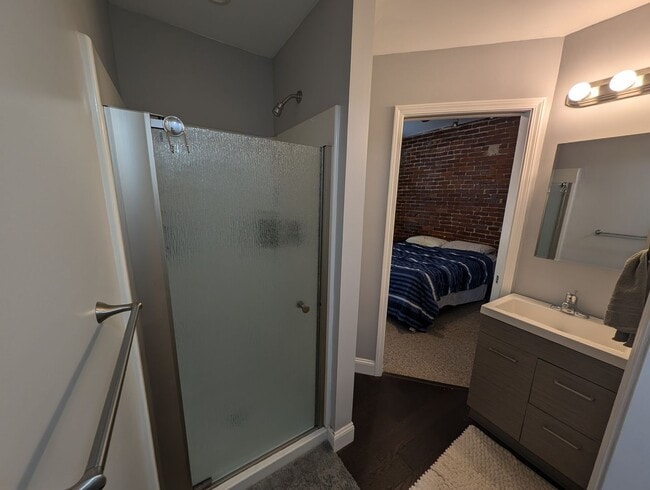 Building Photo - 3 Bedroom/2 Bath House in Lawrenceville --...
