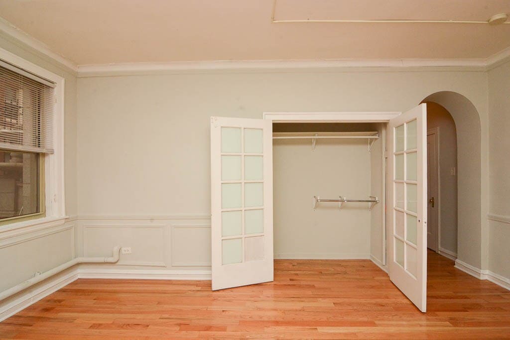 Building Photo - 519 W Surf