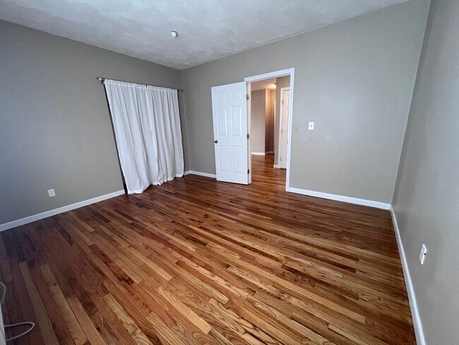 Building Photo - 101 Waite St