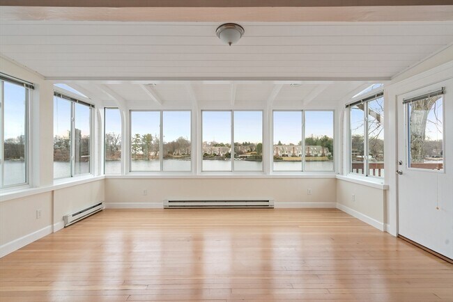 Building Photo - 157 Lake Ave