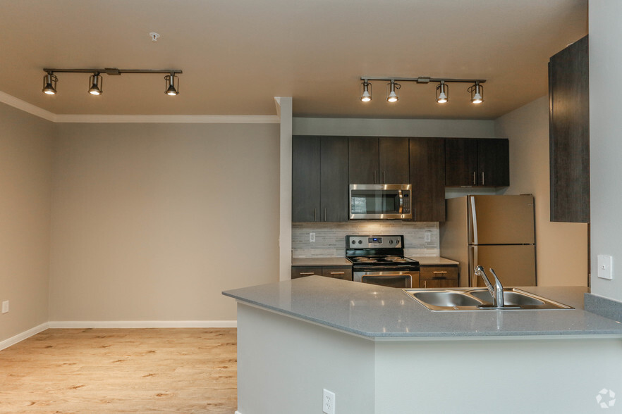 Interior Photo - Residence at Lake Jackson Apartments