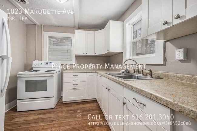Building Photo - 1023 Marquette Ave