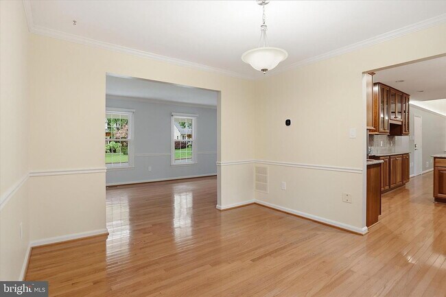 Building Photo - SINGLE FAMILY HOME.