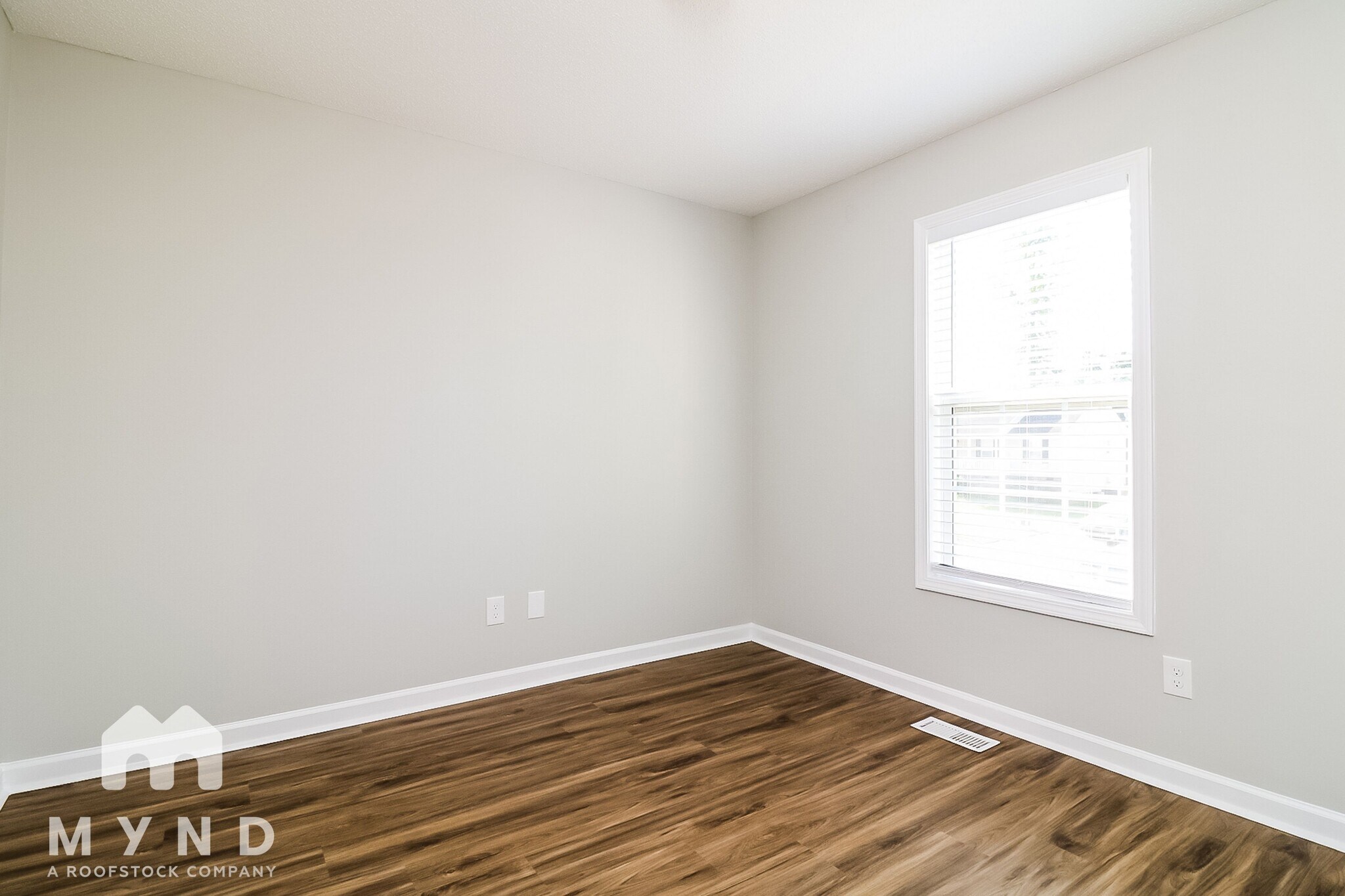 Building Photo - 221 Tavistock Ct