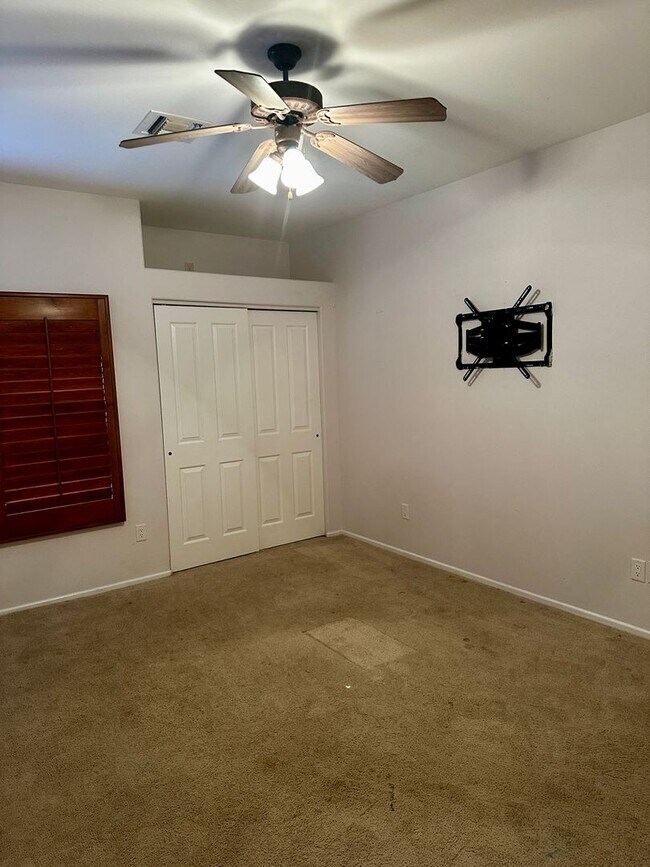 Building Photo - Custom pool/spa home for rent