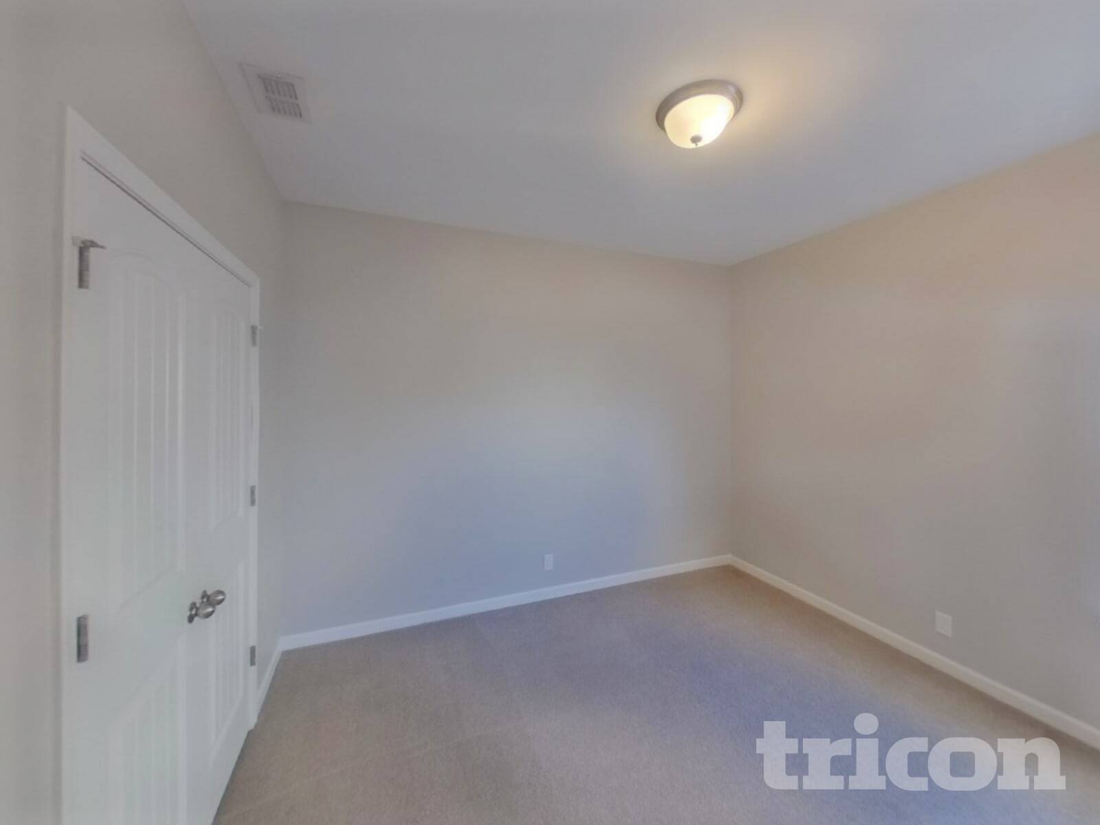 Building Photo - 2004 Kinsale Ave